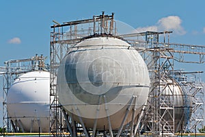 Refinery storage tanks