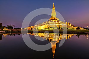 reflection pagoda twilight