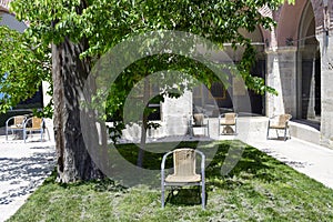 Reflections from the historical inn to the frame