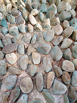 Reflections on rocks & x28;stones& x29; are often performed by parents who are believed to promote blood circulation.