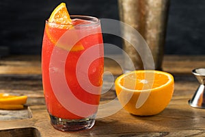 Refreshing Boozy Southern Alabama Slammer Cocktail