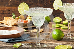 Refreshing Homemade Classic Margarita