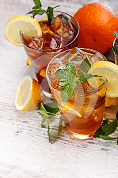 Refreshing iced tea