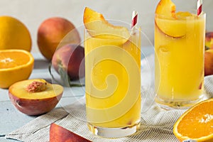 Refreshing Peach and Orange Fuzzy Navel Cocktail photo
