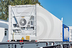 Refrigerated container 20-foot-long