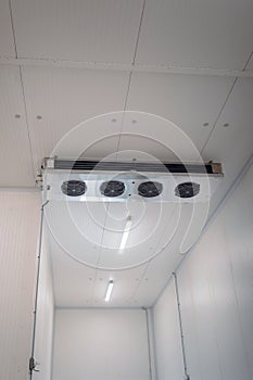 Refrigeration chamber for food storage. Installation for the production of ice