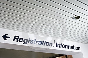 Registration and information sign