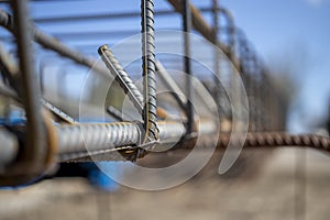 Reinforced concrete construction techniques, the photo of connecting the iron placed in the column.