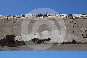 Reinforced concrete spalling damage