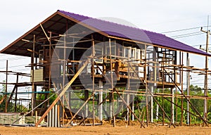 Reinforced steel structure houses