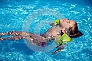 Relax in swimming pool