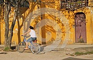 Relaxed lifestyle in Mompos, Colombia