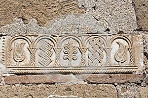 Relief patterns on wall of Seljukian cupolaii