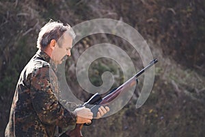 Reloading a hunting rifle