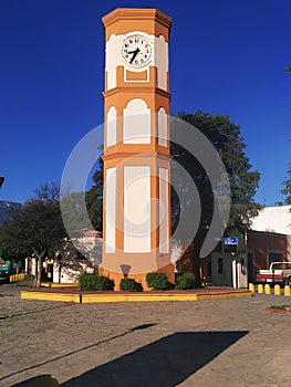 Reloj en la entrada de barrio antiguo Monterrey photo