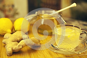 Remedy for cold, tea with lemon, honey and ginger root