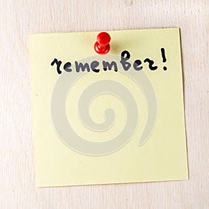 Remember note on paper post it