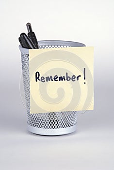 Remember! Post-It Note