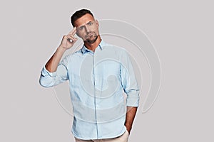 Reminding something.