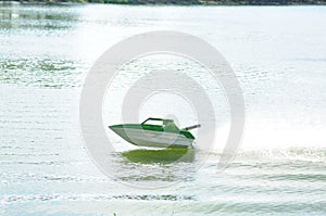 Remote control boat