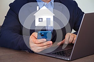 Remote control of a smart home from a smartphone. The concept of a smart home.