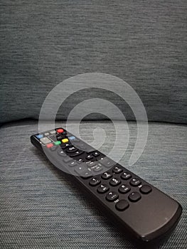 Remote TV is a tool to make it easier for us to turn on the television, there are various brands of television