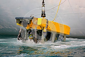 Remotely operated underwater vehicle ROV