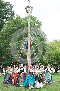 Renaissance faire upstate New York, traditional dance