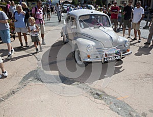 Renault 4 CV