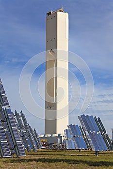 Renewable Green Energy Solar Tower & Solar Panels