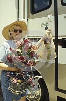 Renninger's Flea Market shopper