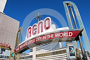 Reno welcome sign photo