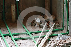 Renovation work,Bury a pvc pipe in the wall