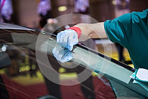 Repair car windshield