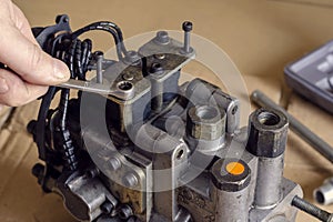 Repair of a diesel fuel pump of a high pressure