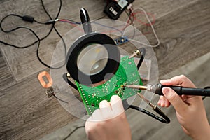 Repair of electronic devices, tin soldering parts.