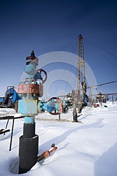Repair of oil wells.