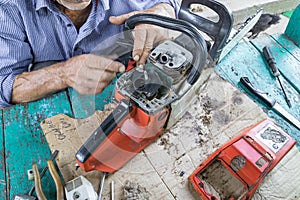 Repair of an old chainsaw