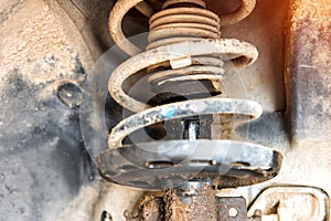 Repair of the shock absorber of the car, a cushioning liquid leaked out