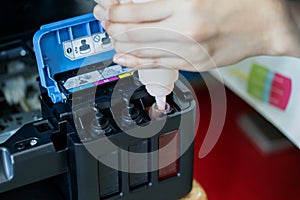 Repairs and Maintenance inkjet printers. Refill ink cartridges, printer Inkjet colors