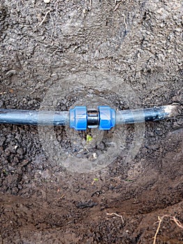 reparing water pipe with compression fitting