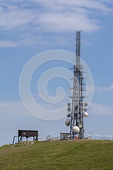 Repeater antenna for phones