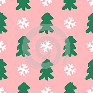 Repeating Christmas trees and snowflakes drawn by hand with a rough brush. Seamless pattern for New Year. Sketch, watercolor.