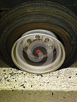 Replacement of a flat tire on a highway truck semitrailer