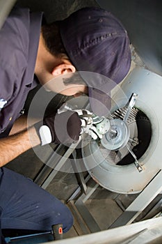 Replacing bearings of blower photo