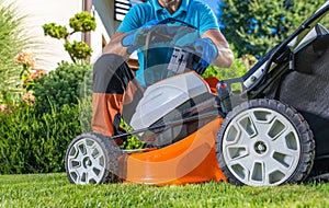 Replacing Dead Battery In a Modern Cordless Grass Mower