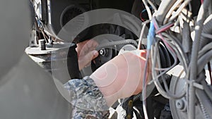 Replacing the timing belt on the engine in daylight