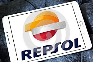 Repsol oil and energy company logo