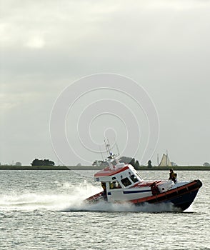 Rescue boat