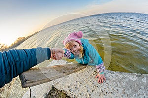 Rescuing a child from the water. Topic the rescue Children